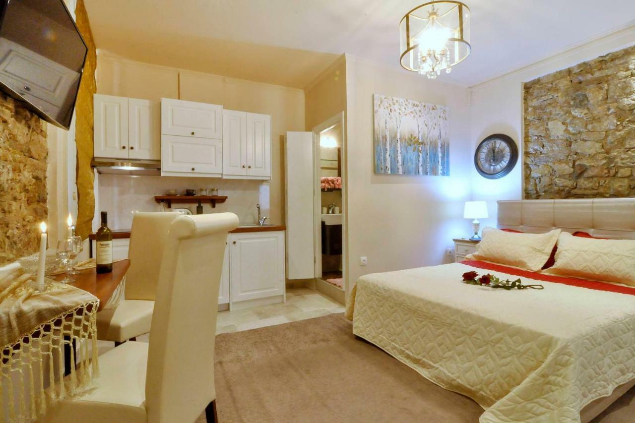 Venetian Suite Mitropolis By Konnect, Old Corfu Town Bagian luar foto