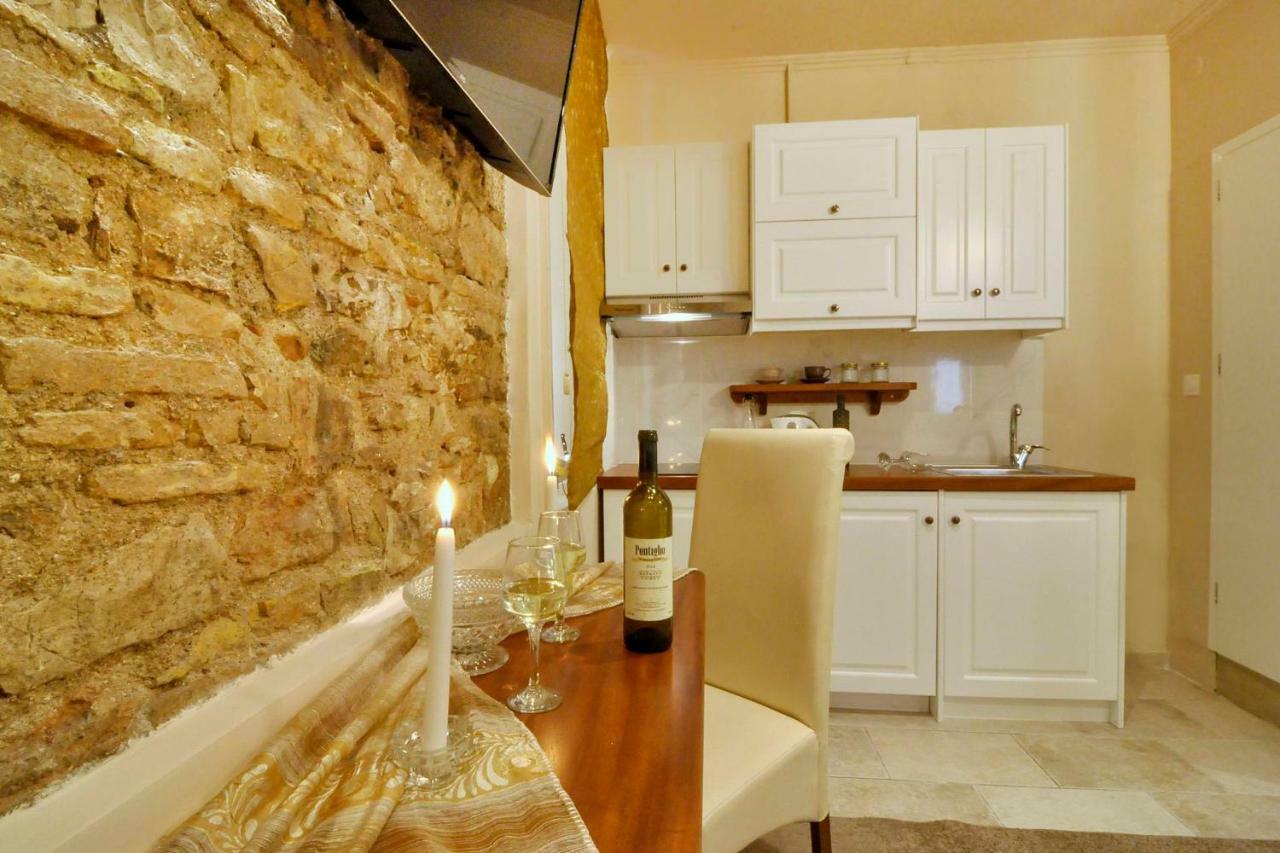 Venetian Suite Mitropolis By Konnect, Old Corfu Town Bagian luar foto