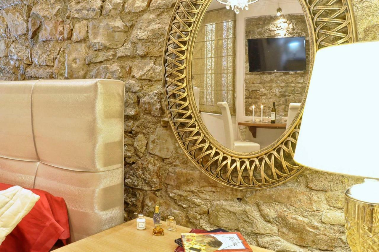 Venetian Suite Mitropolis By Konnect, Old Corfu Town Bagian luar foto